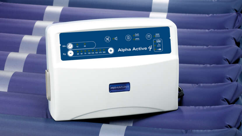 ArjoHuntleigh-Products-Therapuetic-Surfaces-Long-Term-CAare-Active-Therapy-Range-Alpha-Active-4-Pump-and-Mattress_Product_Page_Main_Image.jpg